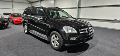 Mercedes-Benz-GL-Klasse-0