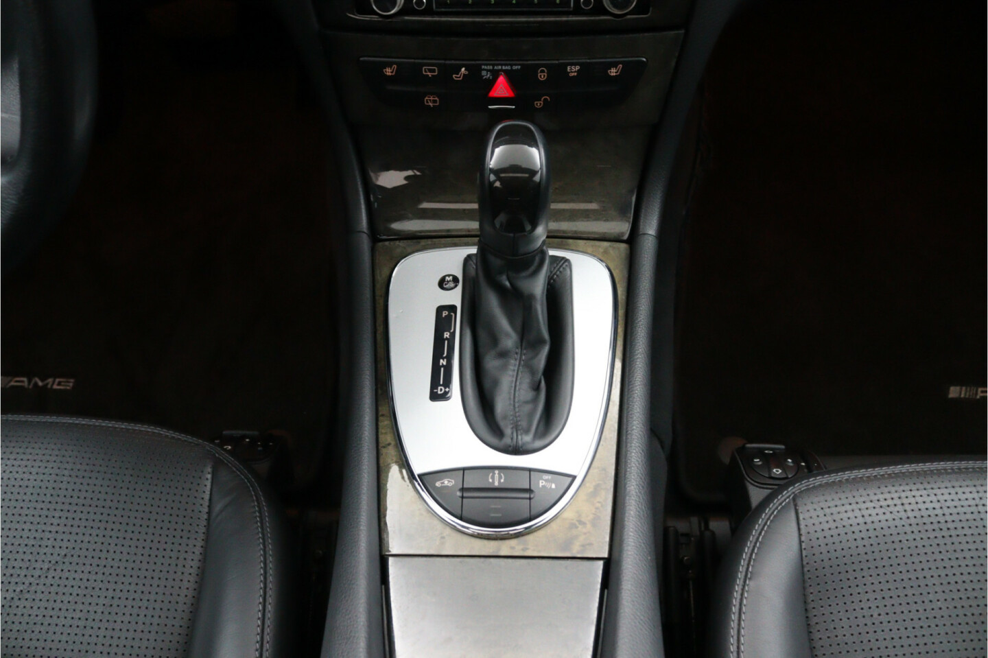 Mercedes-Benz-E-Klasse-19